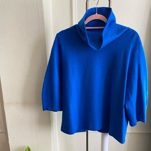 BLUE TURTLENECK SWEATER